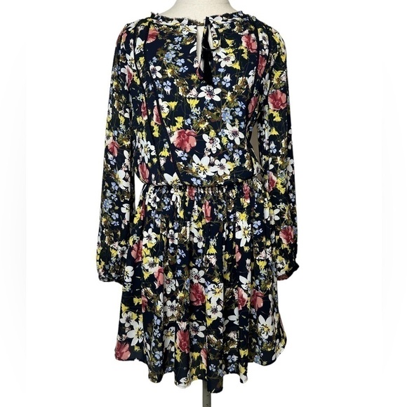 Banana Republic Black Blogger Fav Floral Valeri Long Sleeve Smocked Dress Small - Picture 11 of 16